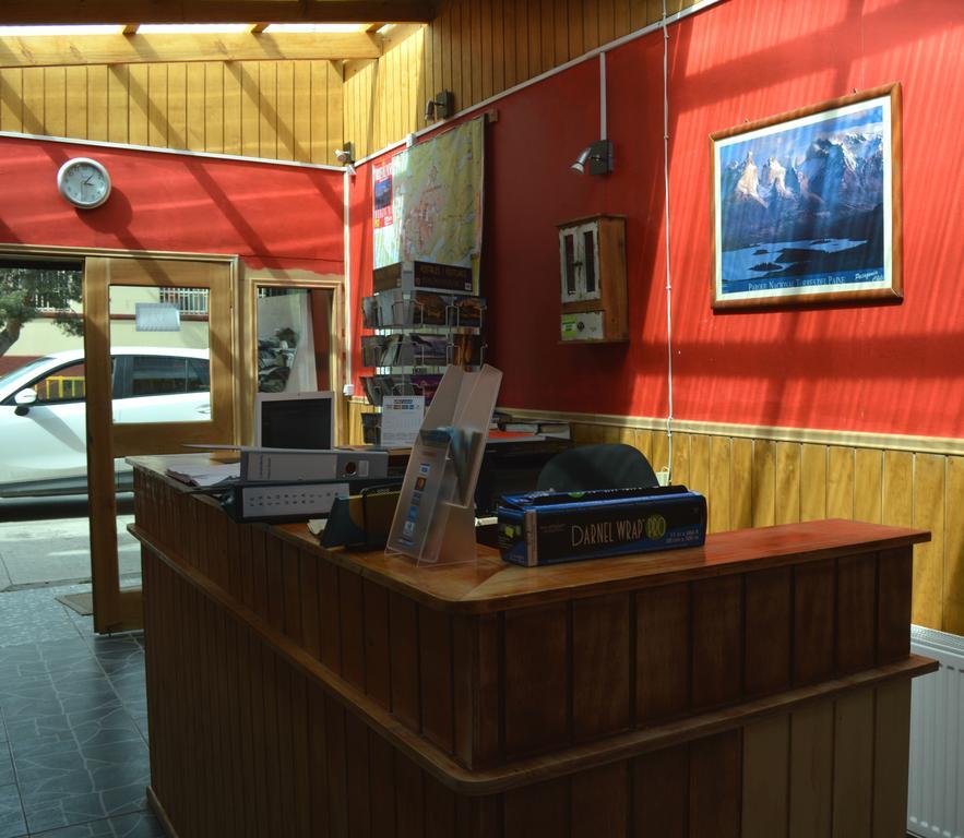 Carfran Patagonia Hostel Puerto Natales Ngoại thất bức ảnh